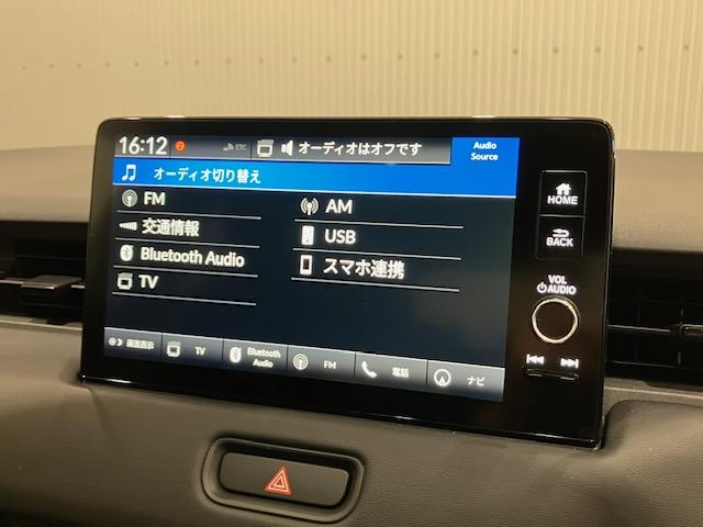 ヴェゼル ｅ：ＨＥＶＺ　ホンダコネクト　ホンダセンシング　ＥＴＣ　衝突回避支援ブレーキ機能　スマキ　Ｐトランク　フルオートエアコン　エアバッグ　両席エアバック　Ｒカメ　パワーウィンドウ　ＬＥＤランプ　クルーズＣ　ナビ＆ＴＶ（12枚目）