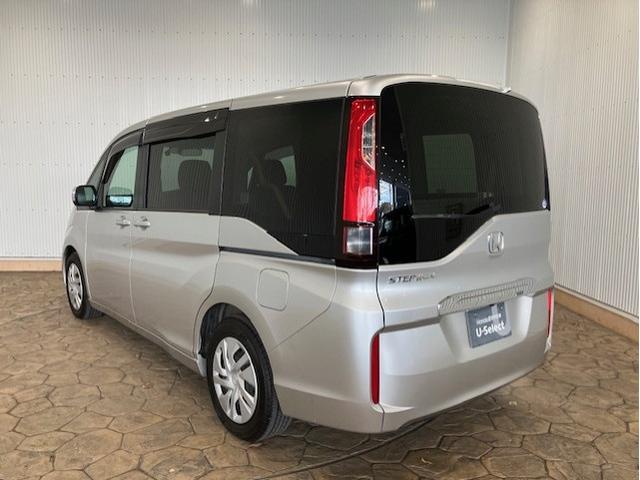 ���D�݂̂P������q�l���g�̖ڂł��I�щ������B�ԗ��ɂ���Ă̕Ȃ�����͐�C�̃X�^�b�t�܂ł��C�y�ɂ����k�������B��ɂ��q�l�̃j�[�Y�ɂ������o����悤�ɁA���L���W�������̍݌ɂ���舵���Ă��܂���