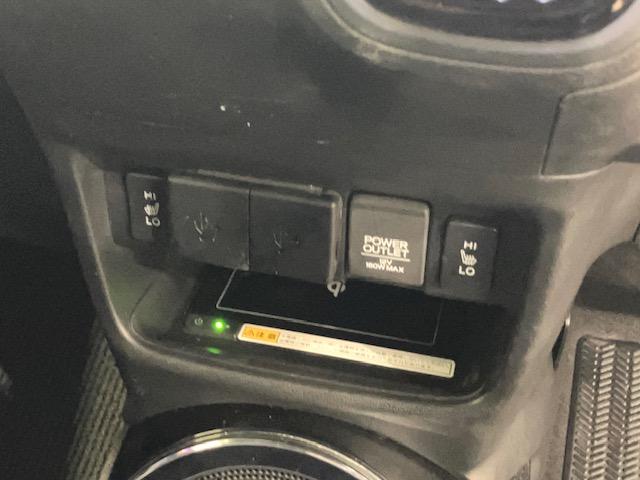 �t�r�a�[�d���𓋍ڂ��Ă��܂��I�g�ѓd�b�̏[�d�Ȃǂɕ֗��ł��I