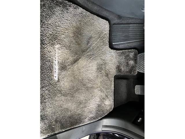 オデッセイ アブソルート　９インチナビ８人乗り　ＥＴＣ　緊急ブレーキ　スマートキー＆プッシュスタート　盗難防止　ダブルエアコン　クルーズＣ　リアカメラ　ナビＴＶ　運転席エアバック　ＤＶＤ視聴　パワーステアリング　Ｗエアバッグ（18枚目）