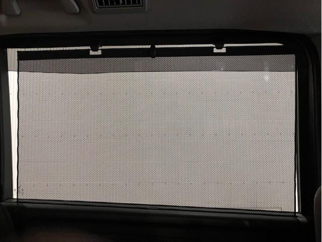 ステップワゴンスパーダ スパーダホンダセンシング　ホンダ純正ナビ　両側電動スライドドア　盗難防止　助手席エアバッグ　Ｗパワスラ　地デジ　サイドエアバッグ　ＬＥＤライト　横滑り防止システム　オートエアコン　リアカメラ　ナビ＆ＴＶ　三列シート　ＥＴＣ付（26枚目）