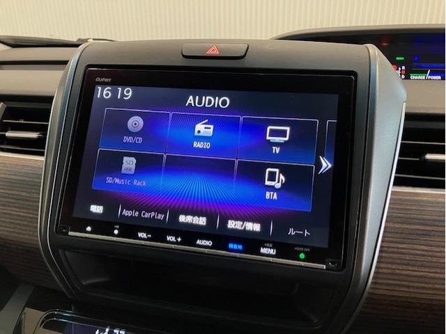 フリード＋ハイブリッド ハイブリッド・クロスターホンダセンシング　９インチプレミアムインターナビ　ＥＴＣ　フルセグＴＶ　Ｂｌｕｅｔｏｏｔｈ対応　衝突軽減　ＬＥＤ　横滑り防止装置　アイドリングストップ　地デジ　シートヒーター　クルコン　ＤＶＤ　盗難防止システム（5枚目）