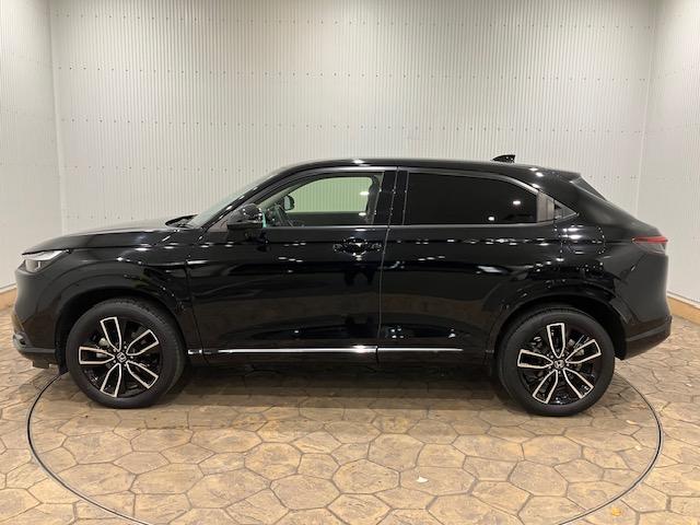 ヴェゼル e:HEVZ 電動リアゲート 9インチナビ ETC 衝突回避支援ブレーキ機能 スマキ Pトランク フルオートエアコン エアバッグ 両席エアバック Rカメ パワーウィンドウ LEDランプ クルーズC ナビ&TV(9枚目)