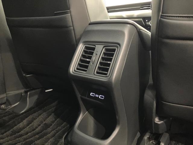 ヴェゼル e:HEVZ 電動リアゲート 9インチナビ ETC 衝突回避支援ブレーキ機能 スマキ Pトランク フルオートエアコン エアバッグ 両席エアバック Rカメ パワーウィンドウ LEDランプ クルーズC ナビ&TV(27枚目)