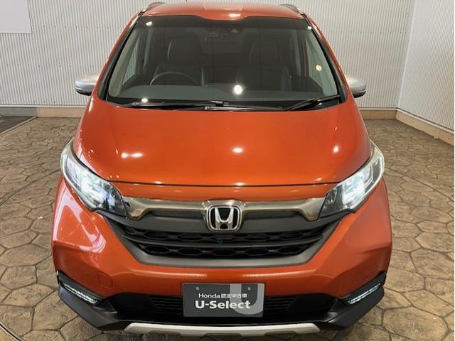 フリードハイブリッド ハイブリッド・クロスター　前ドラレコ　７インチナビ　電動スライドドア　Ｗ電動ドア　オートクルーズコントロール　バックモニター　ＬＥＤヘッド　ナビＴＶ　フルセグテレビ　シ－トヒ－タ－　ドライブレコーダー　運転席助手席エアバック（9枚目）