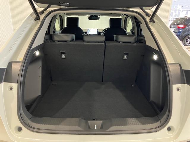 ヴェゼル e:HEVZ ホンダセンシング ETC 9インチナビ 衝突回避支援ブレーキ機能 スマキ Pトランク フルオートエアコン エアバッグ 両席エアバック Rカメ パワーウィンドウ LEDランプ クルーズC ナビ&TV(28枚目)