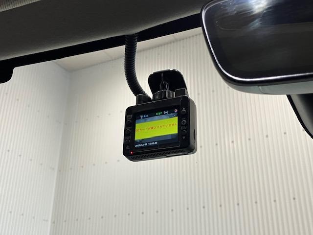 ヴェゼル e:HEVZ 前後ドラレコ ホンダ純正ナビ ETC 後退出庫サポートレス 衝突回避支援ブレーキ機能 スマキ Pトランク フルオートエアコン Dレコ エアバッグ 両席エアバック Rカメ パワーウィンドウ LEDランプ(6枚目)