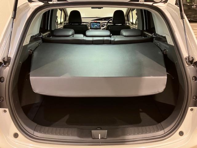 �e�[���Q�[�g���J����΍L�����Q�b�W�X�y�[�X���p�������܂��B�l�ƃ��m�����K�Ɉړ��ł����Ԃ��ē��ʂł���ˁB�h���C�u�������Ɗy�����Ȃ�܂��B��ԗp�i�Ȃǂ̏���������X�y�[�X���������܂��B