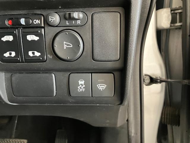 �y�u�r�`�z�Ԃ̉�����𐧌䂵�A�w����E�Ȃ���E�~�܂�x�̑S�̈�ŎԂ̈��S�����m�ۂ���V�X�e���ł��I���̑��A���S�������o�b�`���ł��I