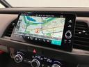 フィット ｅ：ＨＥＶクロスター　レンタアップ　ホンダセンシング　ホンダコネクトディスプレイ　アルミホイール　フルセグＴＶ　Ｂｌｕｅｔｏｏｔｈ対応　衝突回避システム　フルオートエアコン　ＬＥＤランプ　エアバッグ　サイドエアバック（2枚目）