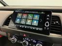 フィット ｅ：ＨＥＶクロスター　レンタアップ　ホンダセンシング　ホンダコネクトディスプレイ　アルミホイール　フルセグＴＶ　Ｂｌｕｅｔｏｏｔｈ対応　衝突回避システム　フルオートエアコン　ＬＥＤランプ　エアバッグ　サイドエアバック（7枚目）