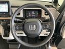 【HondaSENSING】衝突被害軽減ブレーキ〈CMBS〉、ACC〈アダプティブ・クルーズ・コントロール〉、LKAS〈車線維持支援システム〉、誤発進抑制機能、等で安全運転のサポートをします!