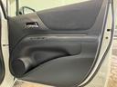 ハイブリッドＧ　７人乗り　メモリーナビ　Ｂカメラ　キーフリー　スマキー　イモビライザー　運転席エアバック　フルオートエアコン　デュアルエアバッグ　ＰＷ　３列シート　ＡＢＳ　ＰＳ　左右電動スライドドア（26枚目）