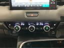 e:HEVZ ホンダセンシング ホンダコネクトディスプレイ 前後ドラレコ ブラインドスポット 後退出庫サポート 衝突回避支援ブレーキ機能 スマキ Pトランク フルオートエアコン Dレコ エアバッグ 両席エアバック(18枚目)