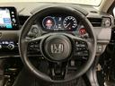 ｅ：ＨＥＶＺ　ホンダセンシング　無限スタイリングセット　ホンダコネクトディスプレイ　ブラインドスポットインフォメーション　後退出庫サポート　前後ドラレコ　電動リアゲート　衝突回避支援ブレーキ機能　スマキ　Ｄレコ（9枚目）