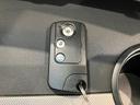 ジャストセレクション　ホンダ純正ナビ　左リア側電動スライドドア　両側スライド片側電動ドア　ナビテレビ　セキュリティー　横滑り防止機能　オートクルーズ　エアバック　ＤＶＤ再生可能　キーレスエントリー　ワンセグＴＶ　ＰＳ　３列（27枚目）
