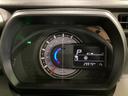 シンプルながらも落ち着いたメーターパネルは大人な雰囲気を演出します。