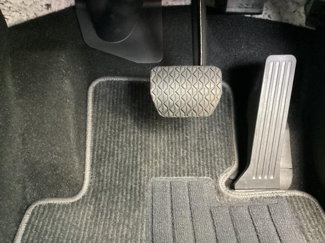 MAZDA2 15BD マツダコネクトパッケージ(車載通信機搭載360°セーフティパッケージ&地上デジタルTV))8.8インチディスプレイ マツダレーダークルーズ(全車速対応) スーパーUVカットフロントガラス 前後ソナー(34枚目)