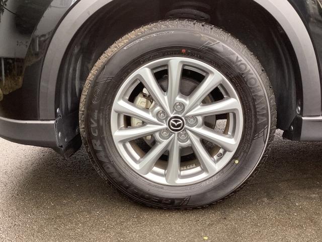 ＣＸ－５ ２．０　２０Ｓ　スマート　エディション　３６０°モニター　ＥＴＣ　マツコネナビ　アドバンストＳＣＢＳ　ＡＴ誤発進抑制制御　ブレーキサポート　３６０度ビューモニター　オートＬＥＤ　地デジ　ＵＳＢポート　ＢＴ　サイドエアバック　横滑り防止装置（32枚目）