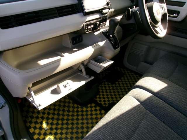 N-BOX G・Lターボホンダセンシング(58枚目)