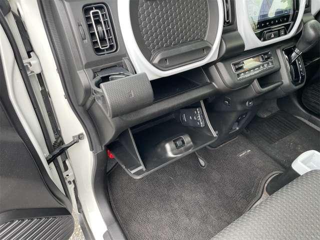 ハスラー ハイブリッドＸ　全方位付き９インチ純正ナビ／バックカメラ／Ｂｌｕｅｔｏｏｔｈ／フルセグＴＶ／ＥＴＣ（61枚目）