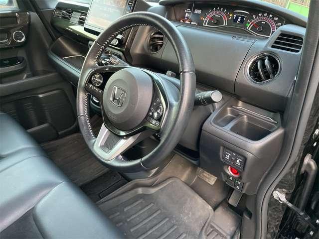 Ｎ－ＢＯＸ Ｇ・Ｌターボホンダセンシング　衝突軽減ブレーキ／誤発進抑制機能／後方誤発進抑制機能／歩行者事故低減ステアリング／路外逸脱抑制機能／ＡＣＣ／ＬＫＡＳ／オートハイビーム／先行車発進アラーム機能／標識認識機能／９灯式フルＬＥＤヘッドライ（4枚目）