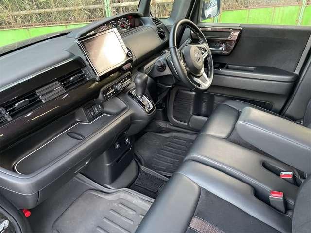 Ｎ－ＢＯＸ Ｇ・Ｌターボホンダセンシング　衝突軽減ブレーキ／誤発進抑制機能／後方誤発進抑制機能／歩行者事故低減ステアリング／路外逸脱抑制機能／ＡＣＣ／ＬＫＡＳ／オートハイビーム／先行車発進アラーム機能／標識認識機能／９灯式フルＬＥＤヘッドライ（52枚目）