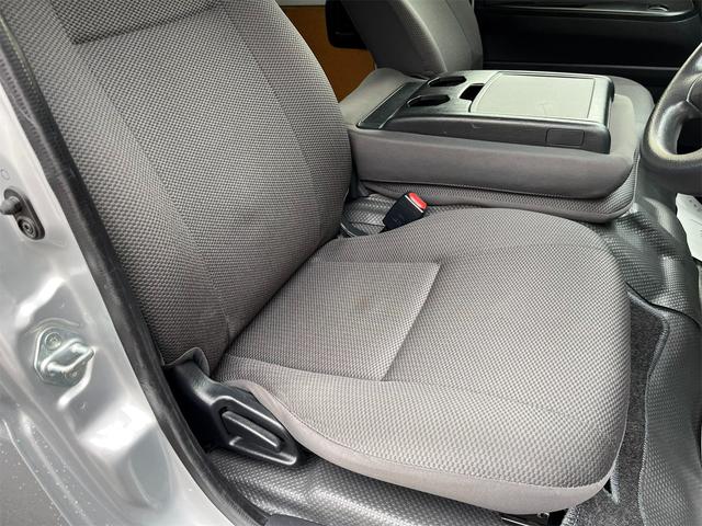 ハイエースバン ロングDX GLパッケージ 5型 レンタアップ法人ワンオーナー 社外ナビ バックカメラ ETC トヨタセーフティセンス プライバシーガラス(57枚目)