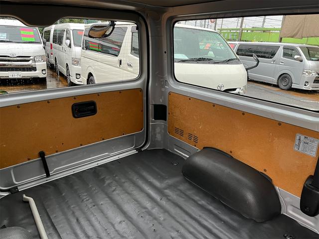 ハイエースバン ロングDX GLパッケージ 5型 レンタアップ法人ワンオーナー 社外ナビ バックカメラ ETC トヨタセーフティセンス プライバシーガラス(61枚目)