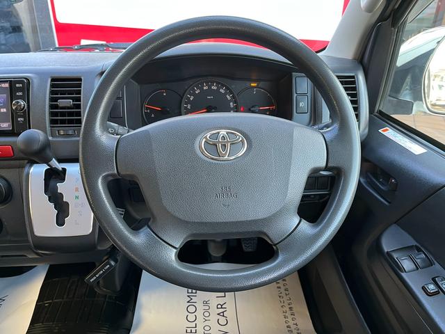 ハイエースバン ロングＤＸ　ＧＬパッケージ　４型　３．０ディーゼルターボ　５ドア３人乗り　純正ナビ　バックカメラ　ＥＴＣ　ＬＥＤライト　フォグランプ　電格ミラー　プライバシーガラス　ドラレコ（22枚目）