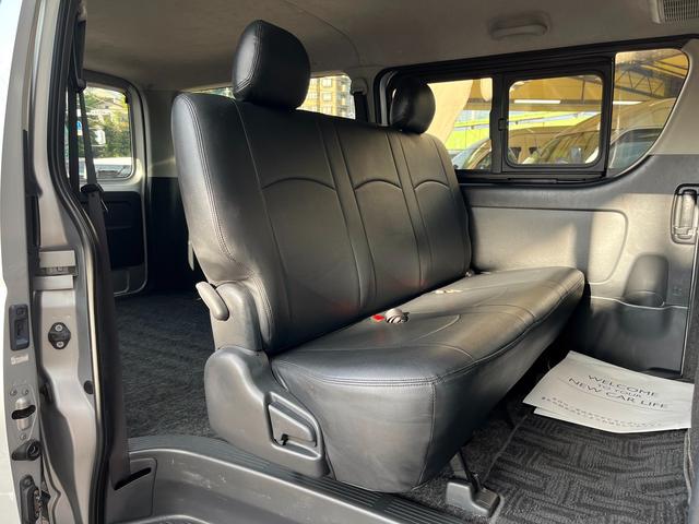 ハイエースバン ロングスーパーGL 4型 ディーゼル バッドフェイス 2インチローダウン 15インチアルミホイール Fスポイラー LEDライト&フォグ LEDテール シートカバー 前後センサー 純正ナビ Bカメラ ETC(9枚目)