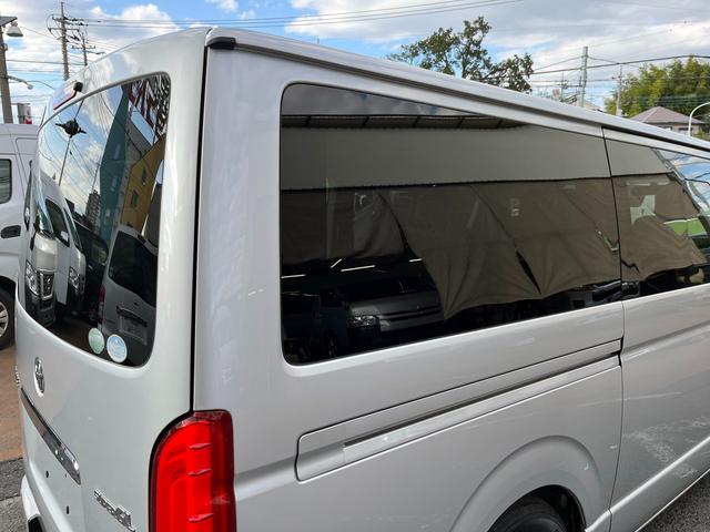 ハイエースバン ロングスーパーGL 4型 ディーゼル バッドフェイス 2インチローダウン 15インチアルミホイール Fスポイラー LEDライト&フォグ LEDテール シートカバー 前後センサー 純正ナビ Bカメラ ETC(48枚目)