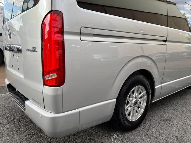 ハイエースバン ロングスーパーGL 4型 ディーゼル バッドフェイス 2インチローダウン 15インチアルミホイール Fスポイラー LEDライト&フォグ LEDテール シートカバー 前後センサー 純正ナビ Bカメラ ETC(49枚目)