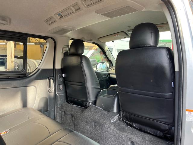 ハイエースバン ロングスーパーGL 4型 ディーゼル バッドフェイス 2インチローダウン 15インチアルミホイール Fスポイラー LEDライト&フォグ LEDテール シートカバー 前後センサー 純正ナビ Bカメラ ETC(56枚目)