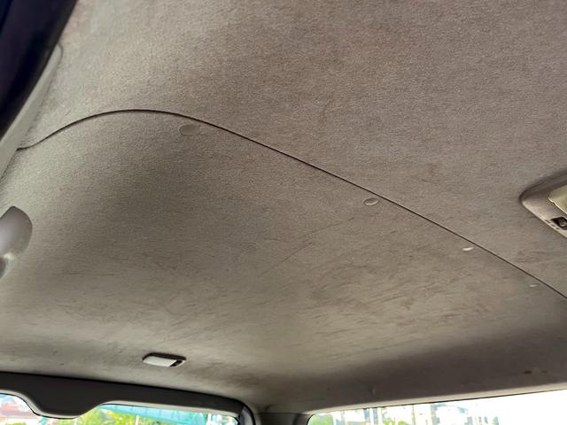 ハイエースバン ロングスーパーGL 4型 ディーゼル バッドフェイス 2インチローダウン 15インチアルミホイール Fスポイラー LEDライト&フォグ LEDテール シートカバー 前後センサー 純正ナビ Bカメラ ETC(57枚目)