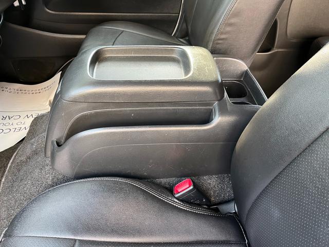 ハイエースバン ロングスーパーGL 4型 ディーゼル バッドフェイス 2インチローダウン 15インチアルミホイール Fスポイラー LEDライト&フォグ LEDテール シートカバー 前後センサー 純正ナビ Bカメラ ETC(73枚目)