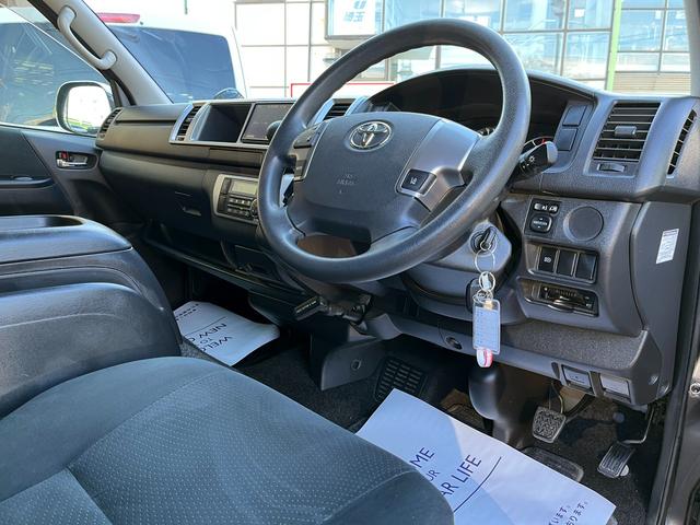 ハイエースバン ロングワイドスーパーGL 5型 純正ナビフルセグTV バックカメラ ETC LEDライト Fエアロ スライド窓 プライバシーガラス ステアリングリモコン 前後ドラレコ付きデジタルインナーミラー(56枚目)