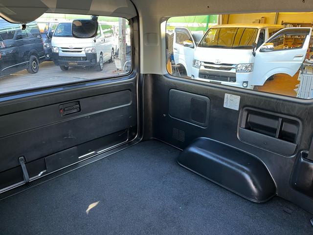 ハイエースバン ロングワイドスーパーGL 5型 純正ナビフルセグTV バックカメラ ETC LEDライト Fエアロ スライド窓 プライバシーガラス ステアリングリモコン 前後ドラレコ付きデジタルインナーミラー(61枚目)