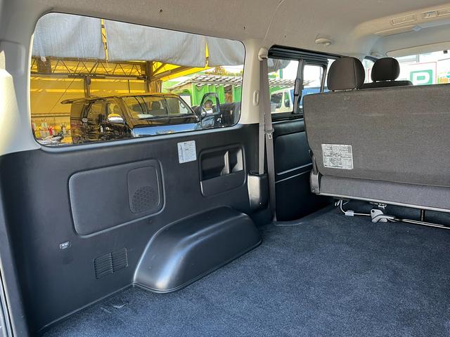 ハイエースバン ロングワイドスーパーGL 5型 純正ナビフルセグTV バックカメラ ETC LEDライト Fエアロ スライド窓 プライバシーガラス ステアリングリモコン 前後ドラレコ付きデジタルインナーミラー(64枚目)