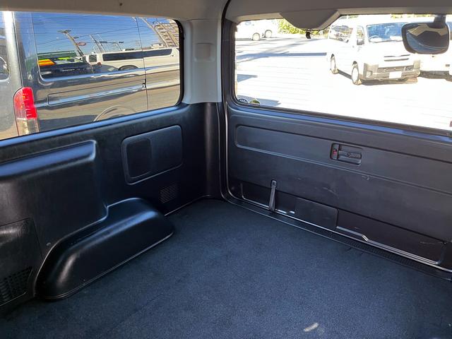 ハイエースバン ロングワイドスーパーGL 5型 純正ナビフルセグTV バックカメラ ETC LEDライト Fエアロ スライド窓 プライバシーガラス ステアリングリモコン 前後ドラレコ付きデジタルインナーミラー(67枚目)