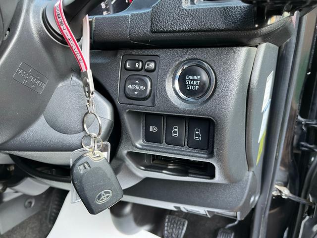 ハイエースバン スーパーGL ダークプライムII 5型ディーゼル グラインドタトゥー施工 ローダウン 20インチアルミホイール 社外ナビ ETC モデリスタスポイラー 電動スライドドア Rフィルム LED室内灯 トヨタセーフティセンス スマートキー(12枚目)