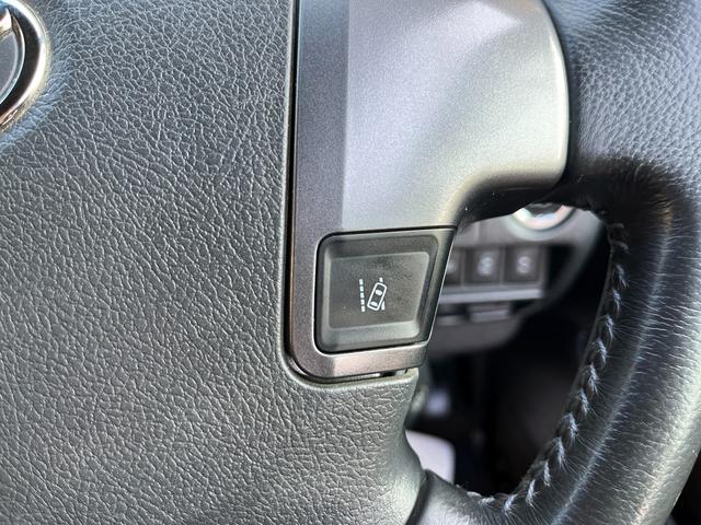 ハイエースバン スーパーGL ダークプライムII 5型ディーゼル グラインドタトゥー施工 ローダウン 20インチアルミホイール 社外ナビ ETC モデリスタスポイラー 電動スライドドア Rフィルム LED室内灯 トヨタセーフティセンス スマートキー(16枚目)