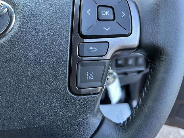 ハイエースバン スーパーGL ダークプライムII 6型 2.8ディーゼル ワンオーナー禁煙車 純正ナビ TRD15インチアルミホイール TRDバンパーガード 電動スライドドア プライバシーガラス トヨタセーフティセンス バックカメラ ETC2.0(15枚目)