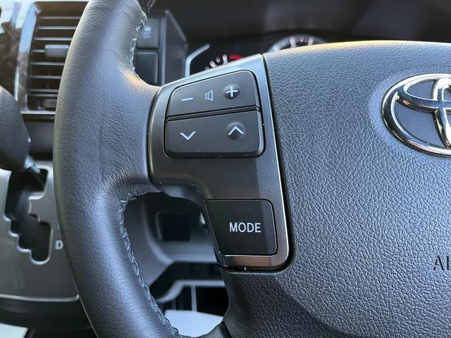 ハイエースバン スーパーGL ダークプライムII 6型 2.8ディーゼル ワンオーナー禁煙車 純正ナビ TRD15インチアルミホイール TRDバンパーガード 電動スライドドア プライバシーガラス トヨタセーフティセンス バックカメラ ETC2.0(18枚目)