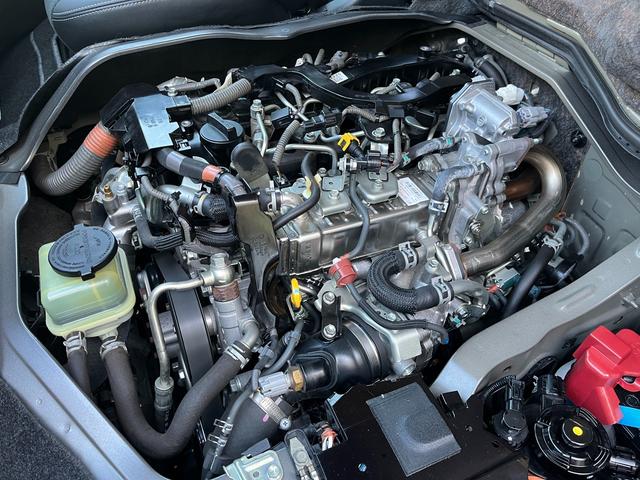 ハイエースバン スーパーGL ダークプライムII 6型 2.8ディーゼル ワンオーナー禁煙車 純正ナビ TRD15インチアルミホイール TRDバンパーガード 電動スライドドア プライバシーガラス トヨタセーフティセンス バックカメラ ETC2.0(30枚目)