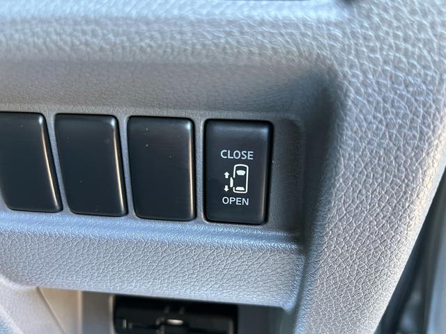 NV350キャラバンバン ロングプレミアムGX アーバンクロム ワンオーナー禁煙車 専用フルエアロ LEDライト 左側電動スライドドア リバース連動左サイドミラー エマージェンシーブレーキ 横滑防止 荷室フィルム 純正ナビ アラウンドビュー ETC(15枚目)