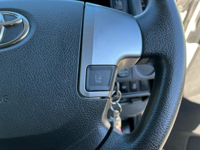 ハイエースワゴン グランドキャビン　５型　レンタカーアップ　禁煙車　電動スライドドア　ＬＥＤヘッドライト　法人モデルナビ　ＥＴＣ　バックカメラ　プライバシーガラス　Ｗエアコン　Ｗエアバッグ　トヨタセーフティセンス（14枚目）
