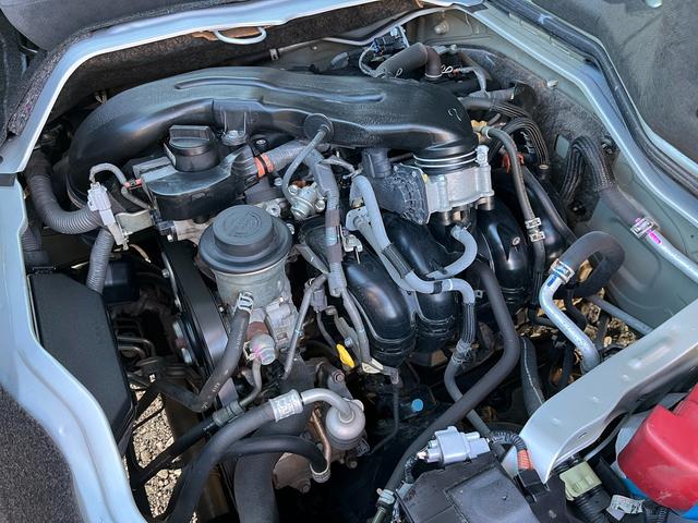 ハイエースワゴン グランドキャビン　５型　レンタカーアップ　禁煙車　電動スライドドア　ＬＥＤヘッドライト　法人モデルナビ　ＥＴＣ　バックカメラ　プライバシーガラス　Ｗエアコン　Ｗエアバッグ　トヨタセーフティセンス（27枚目）