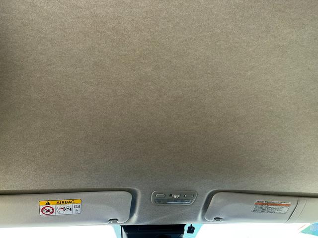 ハイエースワゴン グランドキャビン　５型　レンタカーアップ　禁煙車　電動スライドドア　ＬＥＤヘッドライト　法人モデルナビ　ＥＴＣ　バックカメラ　プライバシーガラス　Ｗエアコン　Ｗエアバッグ　トヨタセーフティセンス（72枚目）