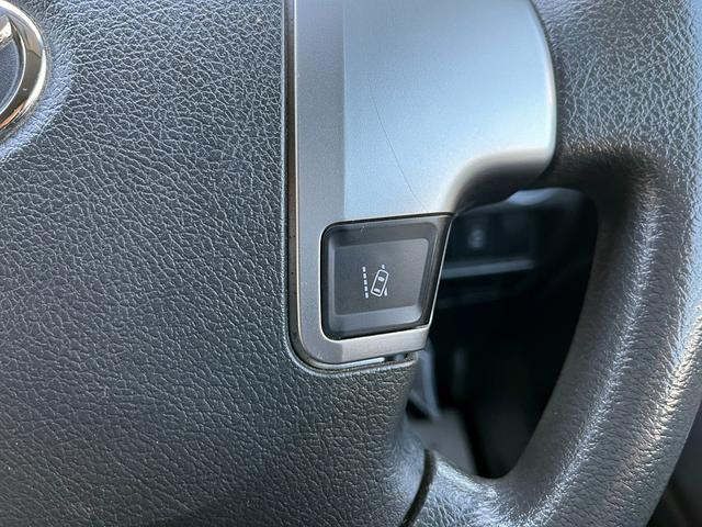 ハイエースワゴン ＧＬ　５型　ワンオーナー　社外ナビＴＶ　電動スライドドア　フローリング加工　ローダウン　４列目ベッドキット　モデリスタエアロ　シートカバー　リアフィルム　後席モニター　バックカメラ　ＥＴＣ（16枚目）